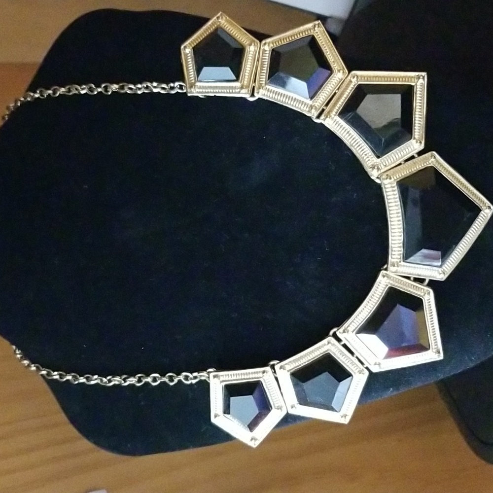 Vintage goldtone faux black onyx faceted gemstones.